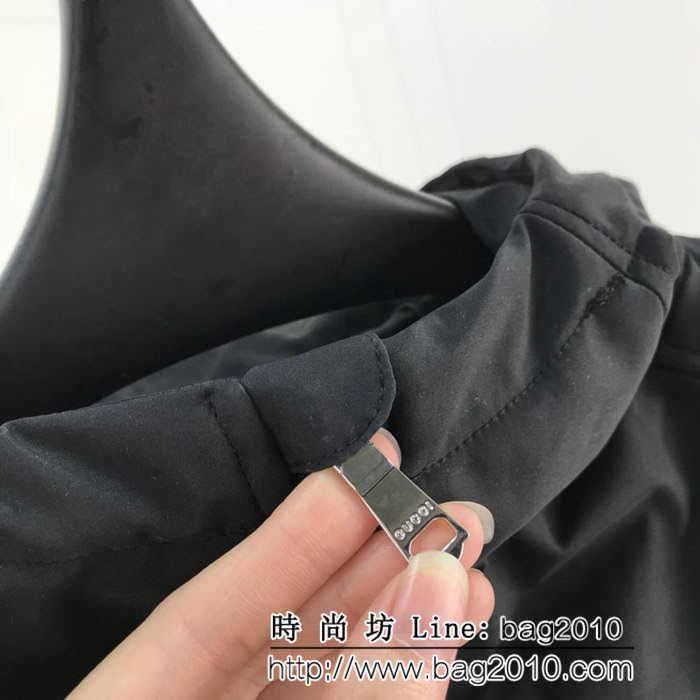 GUCCI古馳 18秋冬LA XXV 刺繡 背後刺繡字母 連帽 薄棉男款外套 ydi1742
